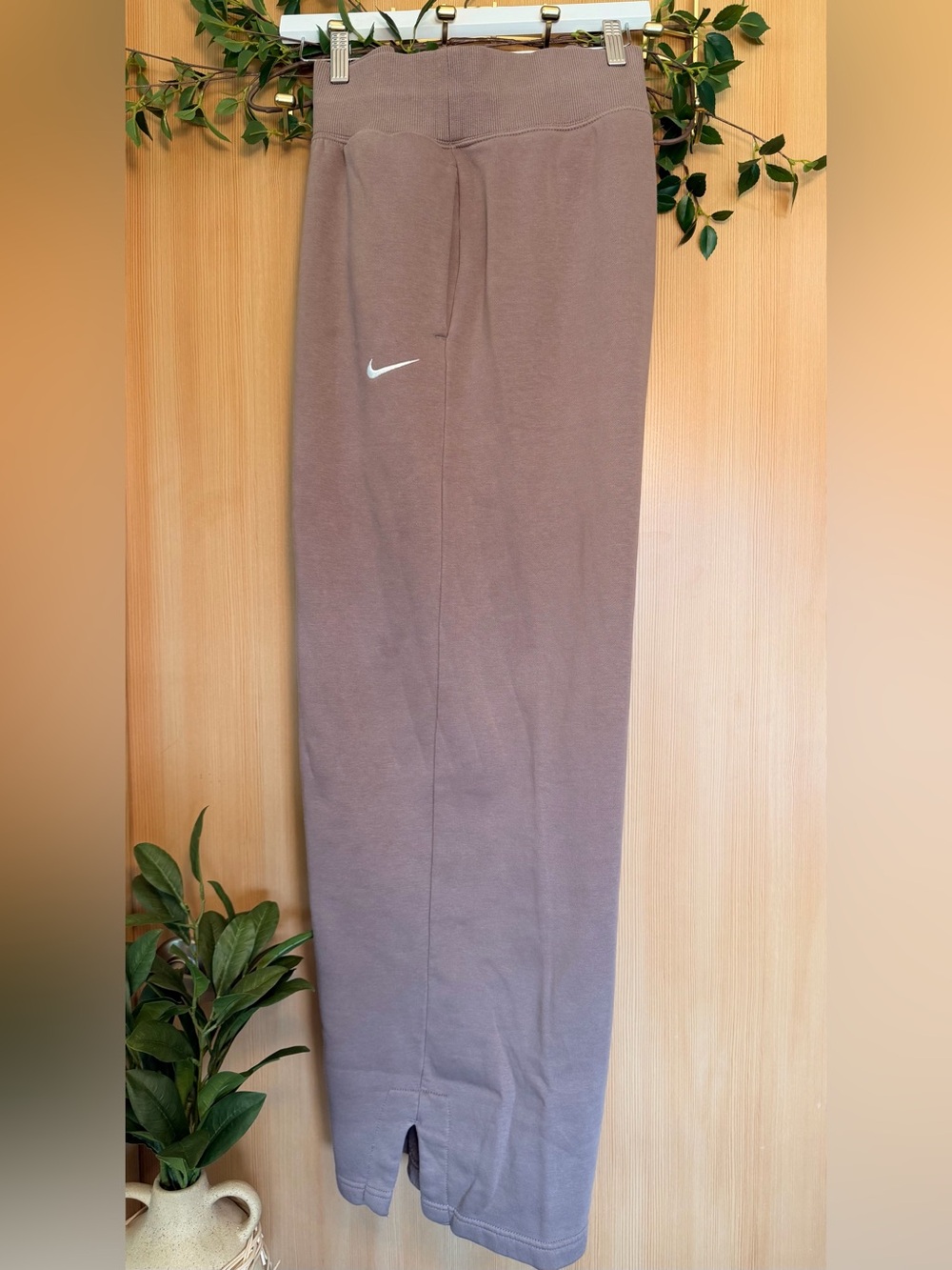 Nike Open Hem Fleece Sweatpants XL Taupe Athleisure Pants Matching Set - Picture 1 of 5